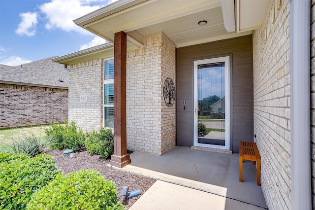 812 Porcupine Dr, Springtown, TX 76082 - view of exterior entry with brick siding