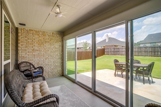 812 Porcupine Dr, Springtown, TX 76082 - sunroom with a ceiling fan