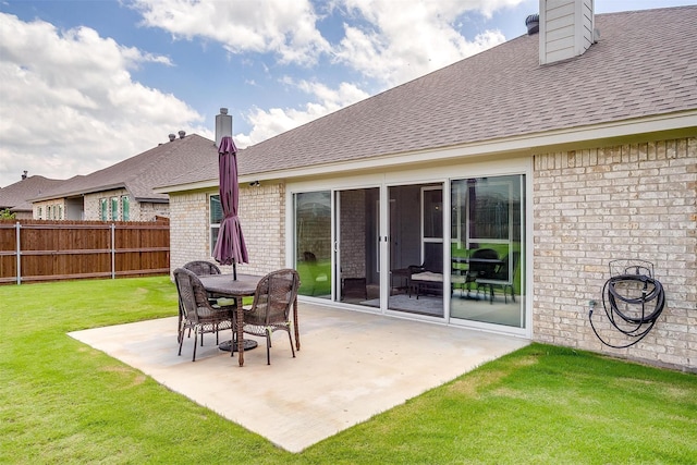 812 Porcupine Dr, Springtown, TX 76082 - view of patio