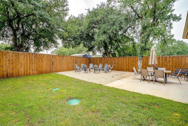 3108 Ridgecrest Dr, Granbury, TX 76048 - view of yard featuring a patio area