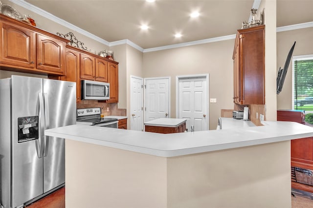 1125 Starling Ct, Burleson, TX 76028 - kitchen featuring stainless steel appliances, a center island, crown molding, light countertops, and tasteful backsplash