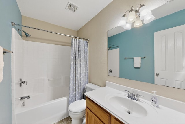 848 Ridge Point Dr, Grand Prairie, TX 75052 - bathroom with shower / tub combo, vanity, and a chandelier