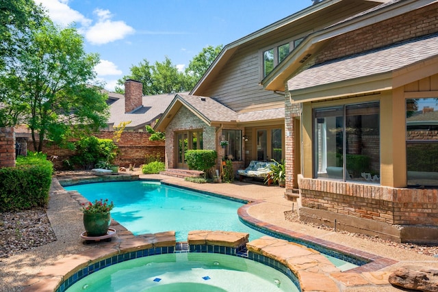 5325 Seascape Ln, Plano, TX 75093 - view of pool featuring a pool with connected hot tub