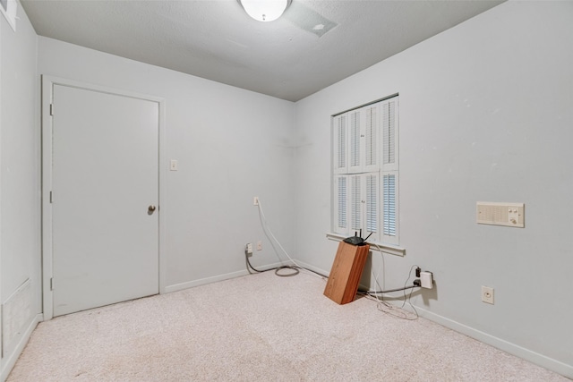 4 Waterview Pl, Richardson, TX 75080 - unfurnished room featuring carpet and baseboards