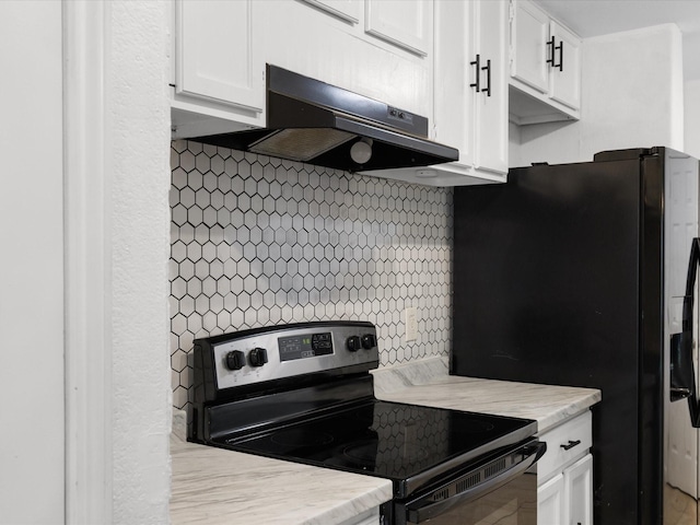 1640 Lemonwood Cir, Mesquite, TX 75149 - kitchen with stainless steel electric stove, decorative backsplash, white cabinetry, and light countertops