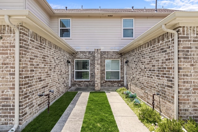 7603 Cousteau Dr, Rowlett, TX 75088 - view of grassy yard