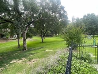 2510 Plumdale Dr, Carrollton, TX 75006 - view of green lawn