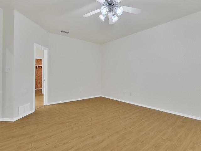 1536 Valley Creek Rd, Denton, TX 76205 - unfurnished room featuring light wood-type flooring and ceiling fan