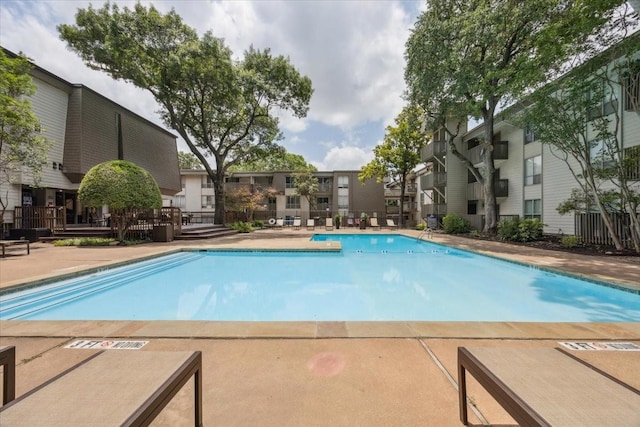 4837 Cedar Springs Rd Unit 321, Dallas, TX 75219 - community pool with a patio