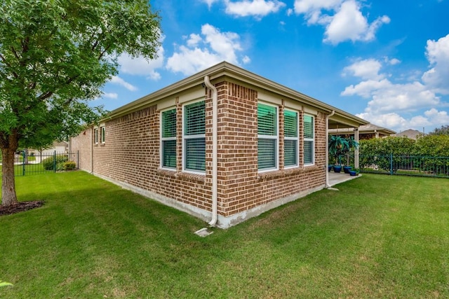 7812 Gulf Breeze Ln, Frisco, TX 75036 - view of side of home featuring brick siding