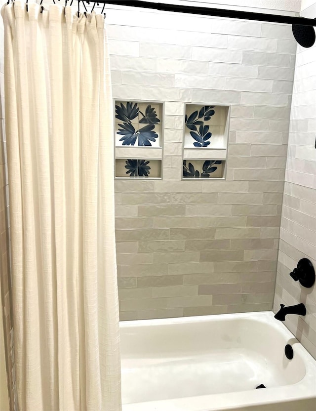 358 Frederick Dr, Robinson, TX 76706 - bathroom with shower / bathtub combination with curtain