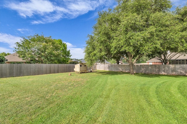 403 Gibraltar Ln, Lorena, TX 76655 - view of yard