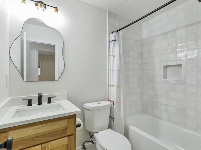 351 Oak Creek Dr, New Hope, TX 75071 - full bath with vanity, toilet, shower / bathtub combination with curtain, and a textured wall