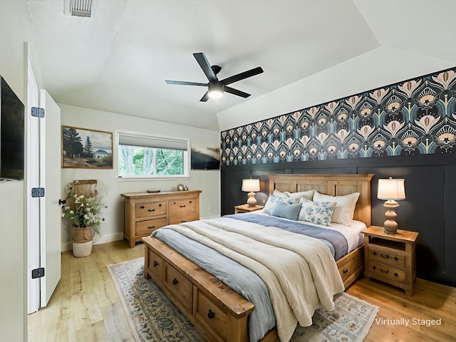 351 Oak Creek Dr, New Hope, TX 75071 - bedroom with light wood-style flooring, lofted ceiling, ceiling fan, and baseboards