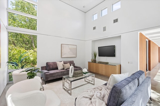 33 Vanguard Way, Dallas, TX 75243 - living area featuring a towering ceiling