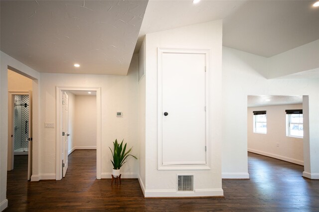 360 Michael Ln, Sunnyvale, TX 75182 - hallway with dark wood-type flooring, baseboards, and recessed lighting