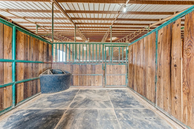 2283 US Highway 281 N, Jacksboro, TX 76458 - view of horse barn