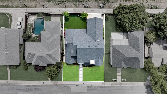 7141 Lyre Ln, Dallas, TX 75214 - aerial overview of property's location featuring property parcel outlined and a pool