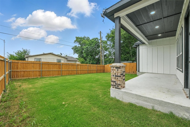 3220 N Houston, Fort Worth, TX 76106 - view of yard with a patio area