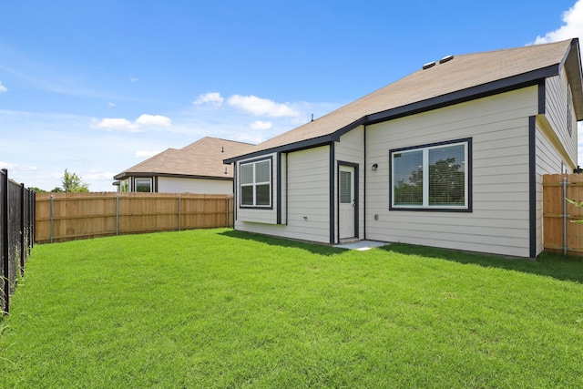 10605 Stag Ln, Fort Worth, TX 76036 - view of rear view of house