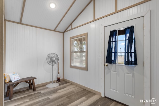 367 Penobscot Trl, Henrietta, TX 76365 - foyer entrance featuring vaulted ceiling, wood finished floors, plenty of natural light, and baseboards
