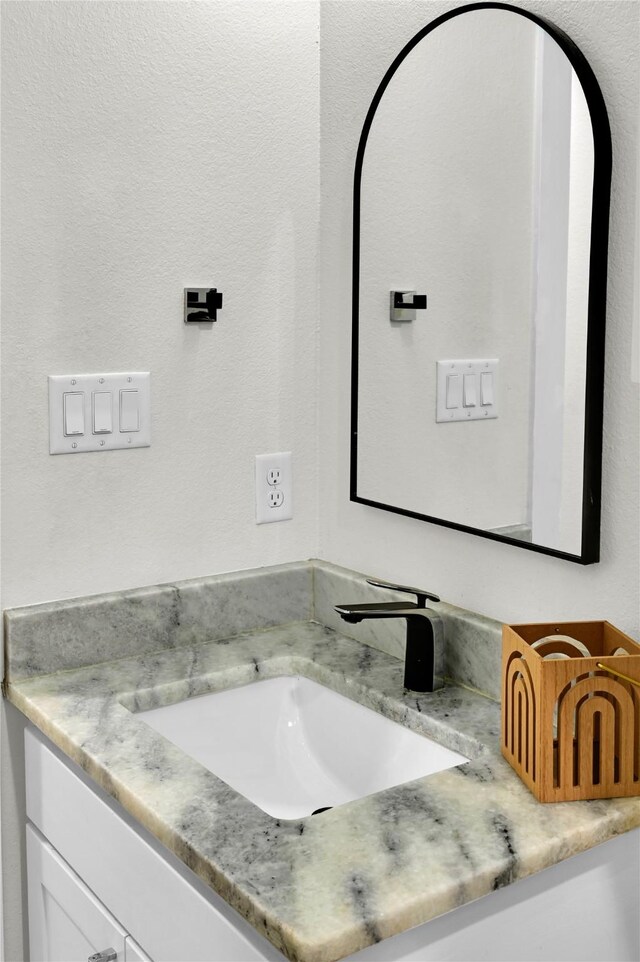 5506 Cold Water Trl, Granbury, TX 76048 - bathroom featuring vanity