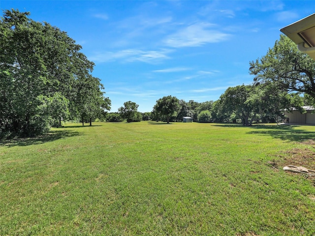 7275 Fm 455 W, Sanger, TX 76266 - view of grassy yard