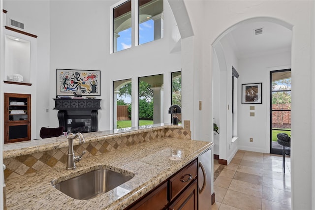 10388 Tobias Ln, Frisco, TX 75033 - dining area featuring crown molding, baseboards, a chandelier, and recessed lighting