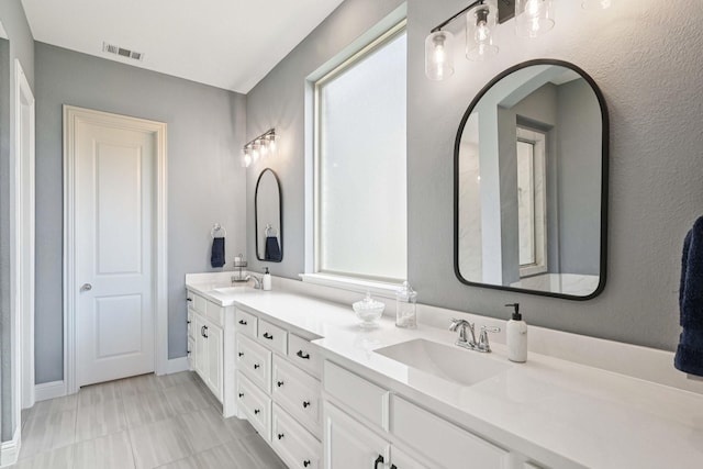 2816 Middleton Dr, Melissa, TX 75454 - full bath with double vanity and baseboards