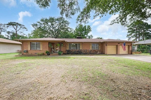 808 S Main St, Winnsboro, TX 75494 - single story home with a garage, brick siding, and concrete driveway