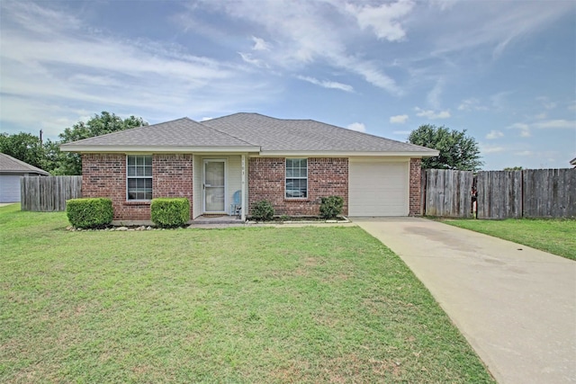 1103 Lynnwood Ct, Cleburne, TX 76033 - single story home featuring concrete driveway, a garage, and brick siding