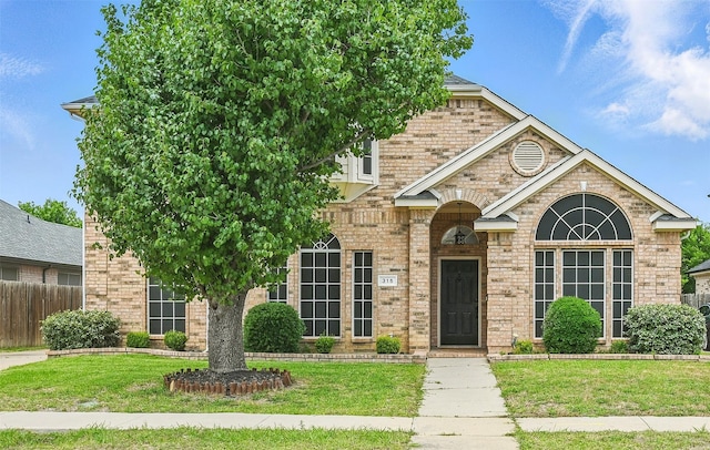 315 Hudson Falls Dr, Arlington, TX 76002 - view of front of home with brick siding
