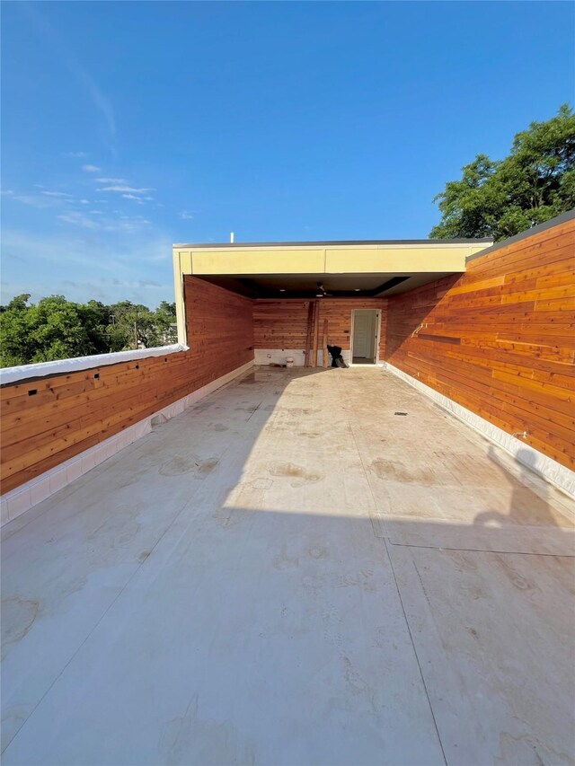 3514 Wendelkin St, Dallas, TX 75215 - view of patio