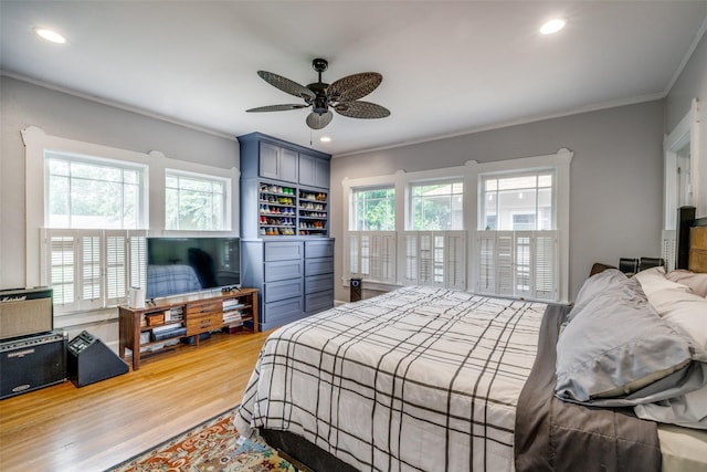 2220 Mistletoe Blvd, Fort Worth, TX 76110 - bedroom featuring wood finished floors, recessed lighting, crown molding, and ceiling fan
