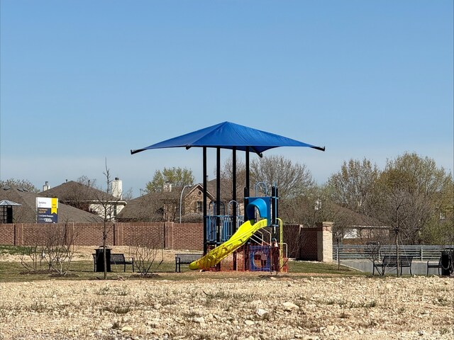 1621 Pepperidge Ln, Fort Worth, TX 76131 - view of community play area