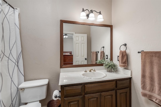 24 Shady Dale Ln, Rockwall, TX 75032 - bathroom featuring vanity, toilet, and a shower with shower curtain