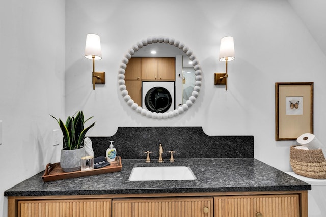 1223 Whispering Springs Dr, Tool, TX 75143 - bathroom with washer / clothes dryer and vanity