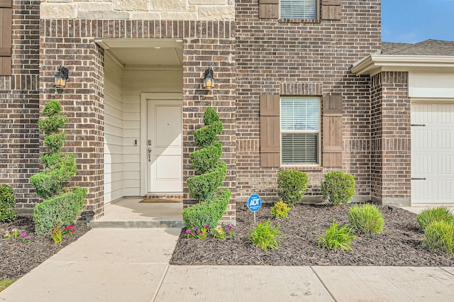 1225 Elmwood Dr, Cedar Hill, TX 75104 - view of exterior entry with brick siding
