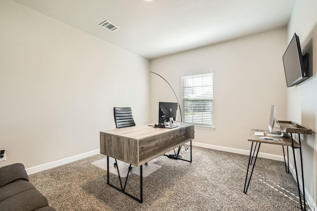 1225 Elmwood Dr, Cedar Hill, TX 75104 - home office featuring carpet flooring and baseboards