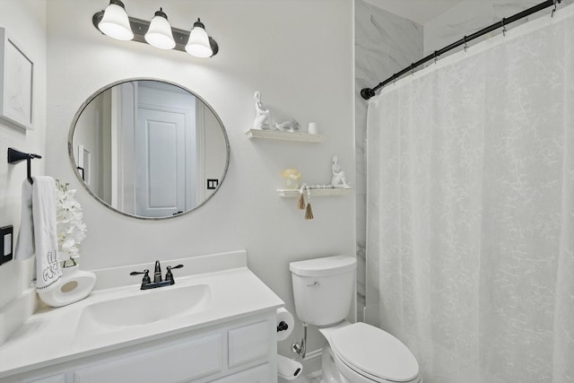 1330 Billingsley Dr, Waxahachie, TX 75167 - full bathroom with toilet, vanity, and a shower with curtain