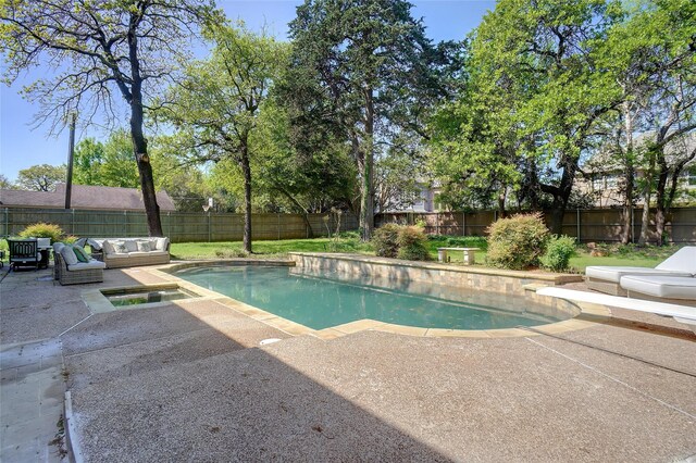7208 Maranatha Ct, Colleyville, TX 76034 - view of swimming pool with a patio, a fenced backyard, outdoor lounge area, and a diving board