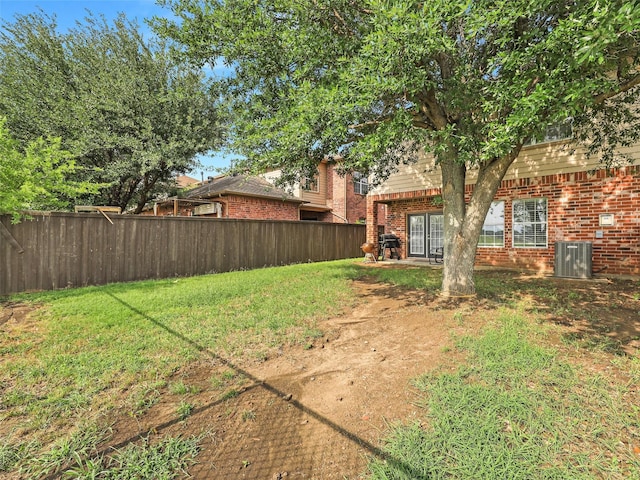 157 Castleridge Dr Unit B, Little Elm, TX 75068 - view of yard featuring central AC