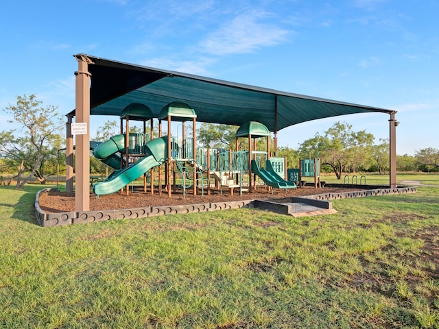 436 Highbluff Trl, Royse City, TX 75189 - community jungle gym with a yard