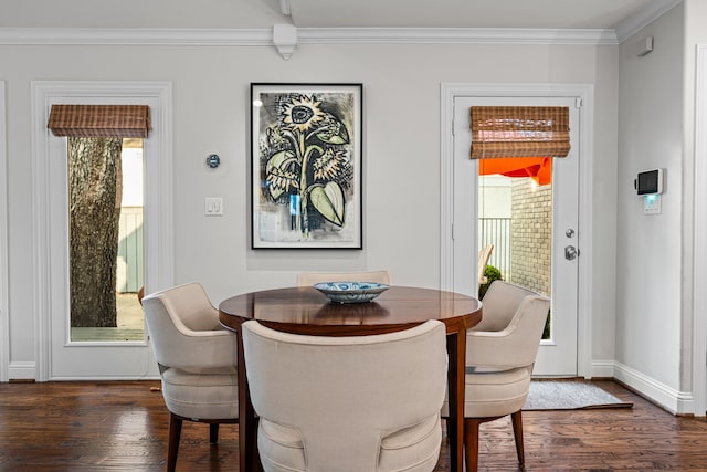 5507 W Amherst Ave, Dallas, TX 75209 - dining space featuring healthy amount of natural light, dark wood finished floors, crown molding, and baseboards