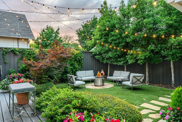 5507 W Amherst Ave, Dallas, TX 75209 - view of yard with an outdoor hangout area