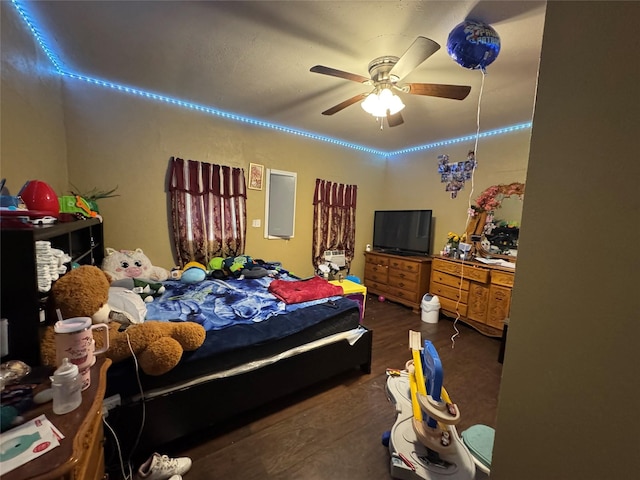 1206 Walnut St, Greenville, TX 75401 - bedroom with wood finished floors