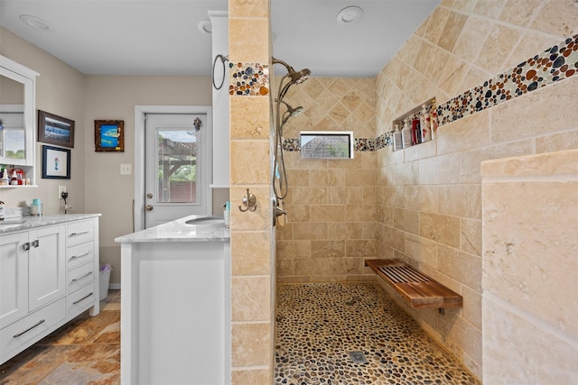 907 Green Terrace Ln, Duncanville, TX 75137 - full bath with vanity, a tile shower, and recessed lighting