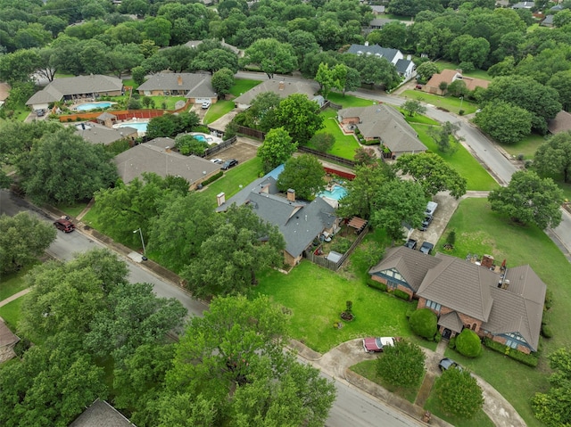 907 Green Terrace Ln, Duncanville, TX 75137 - aerial perspective of suburban area