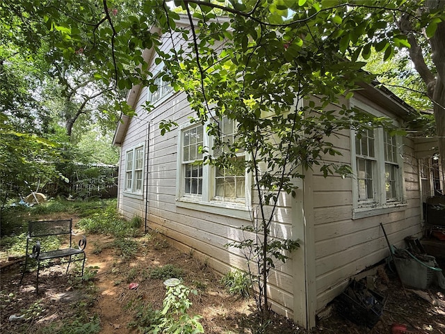 608 W 8th St, Irving, TX 75060 - view of side of property