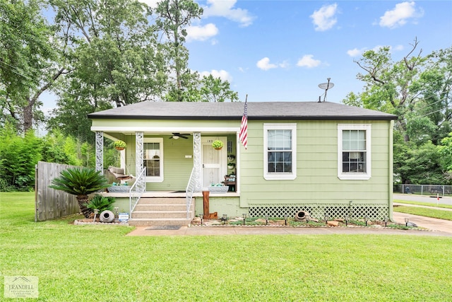 140 E Rutherford St, Shreveport, LA 71104 - view of front of property with covered porch and ceiling fan